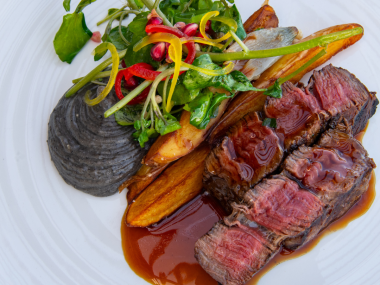 Advent Calendar - Day 4 2025 | 3 course meal for the price of 2